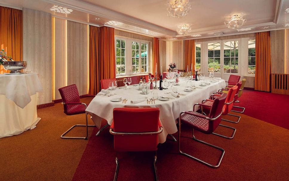 Banquet hall Photo