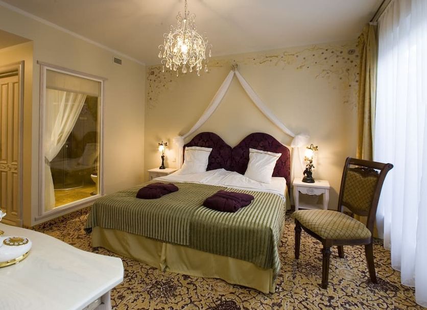 Bedroom Photo