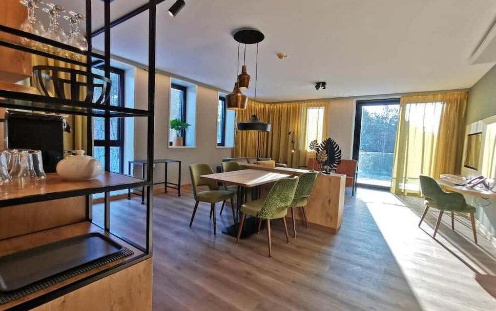 Dining room Photo