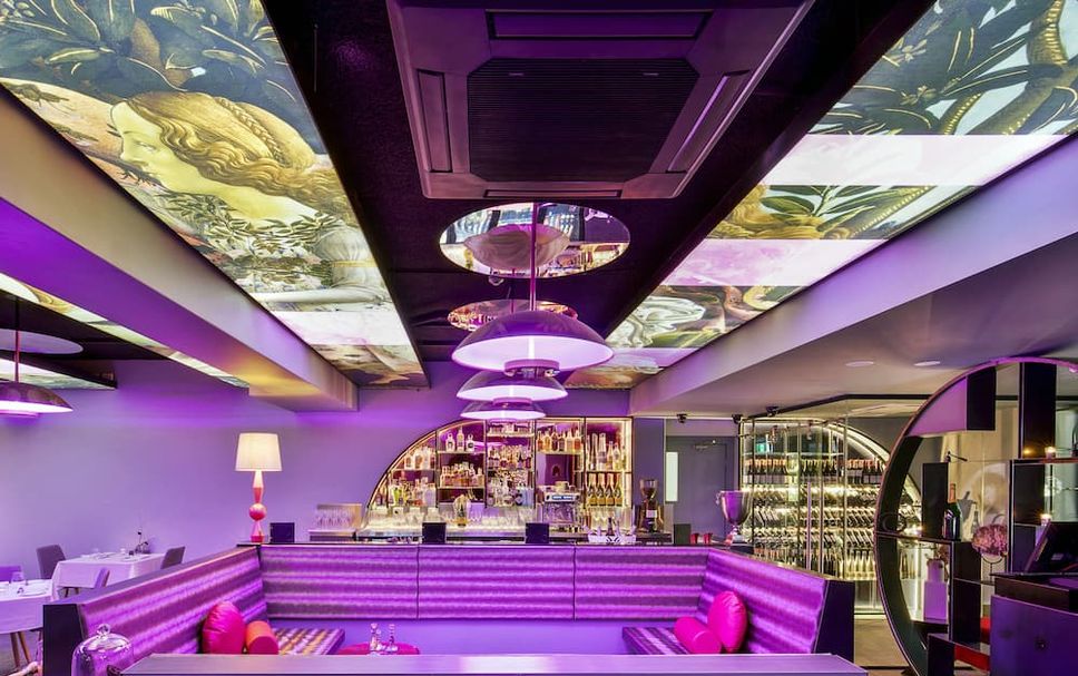 Bar Photo