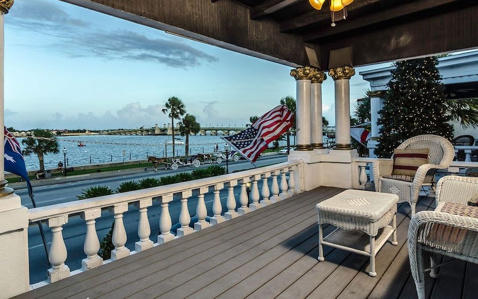 Balcony Photo