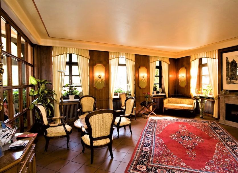 Lounge Photo