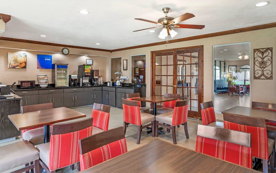 Dining room Photo