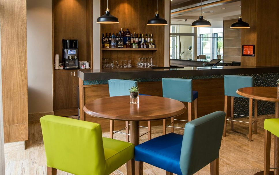 Bar Photo