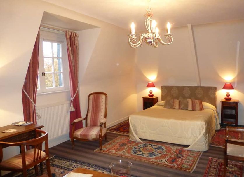 Bedroom Photo