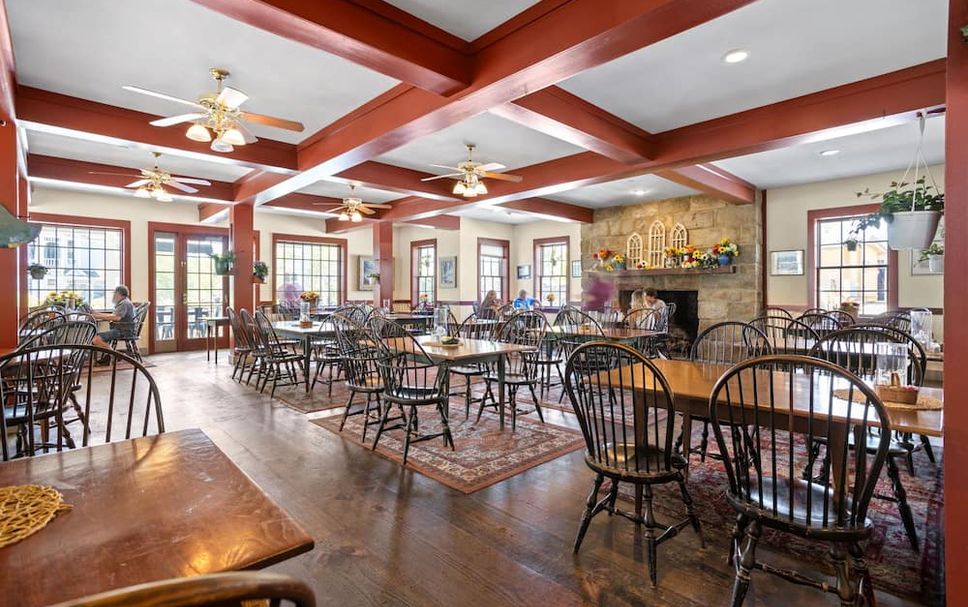 Restaurant Photo