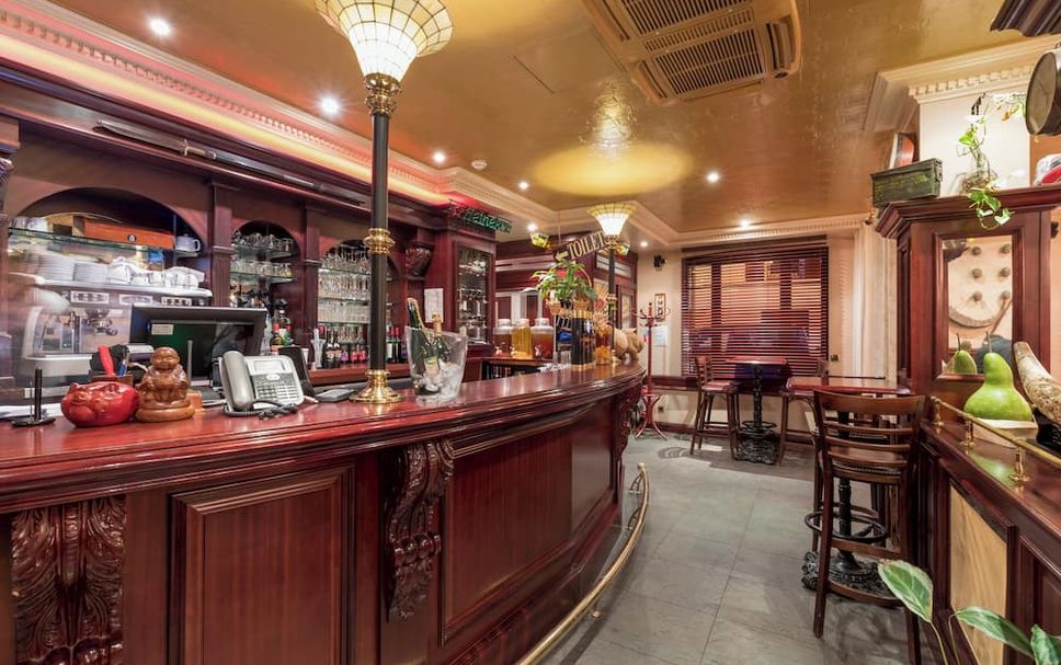 Bar Photo