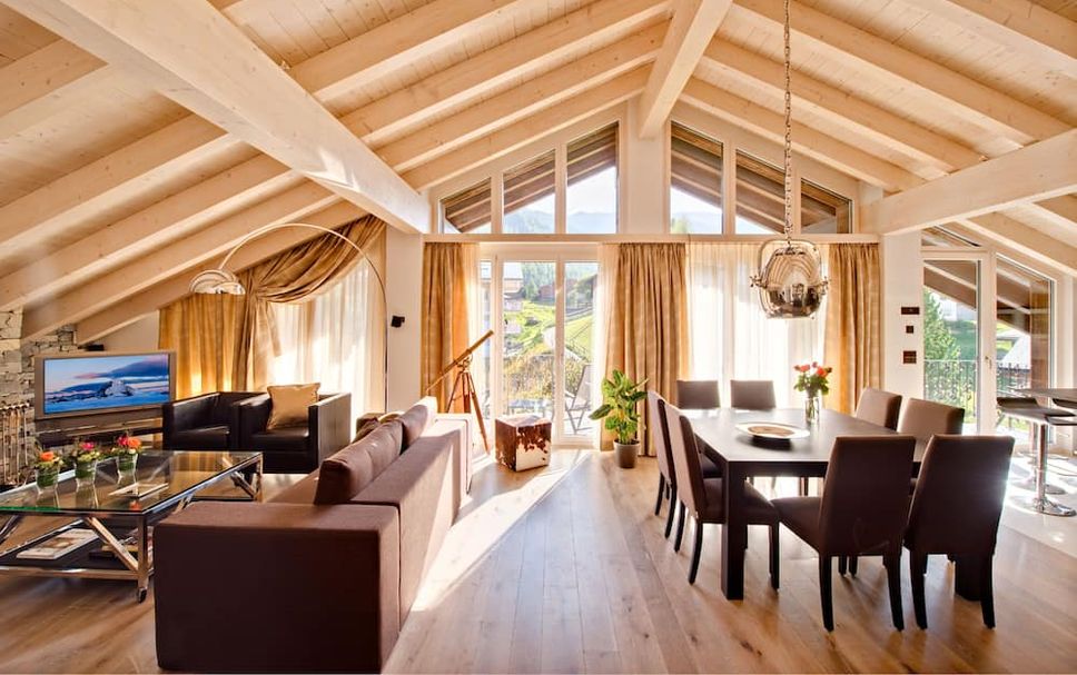 Dining room Photo