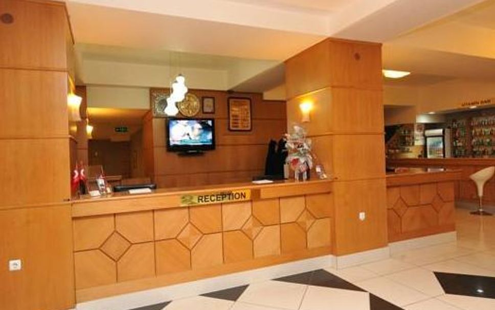 Front desk Photo