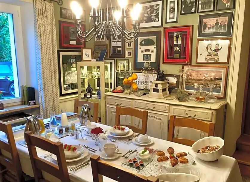Dining room Photo