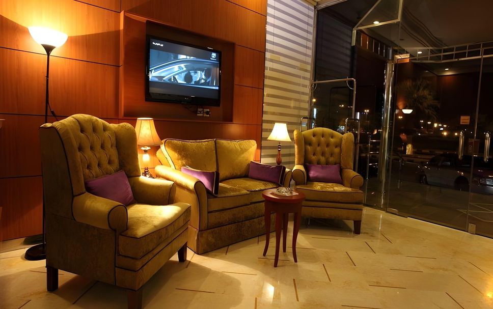 Lounge Photo
