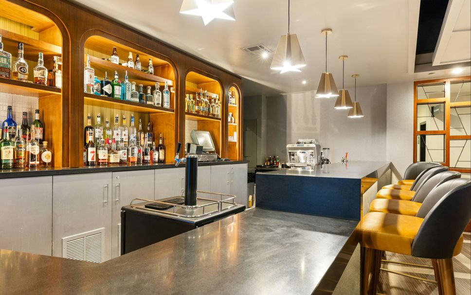 Bar Photo