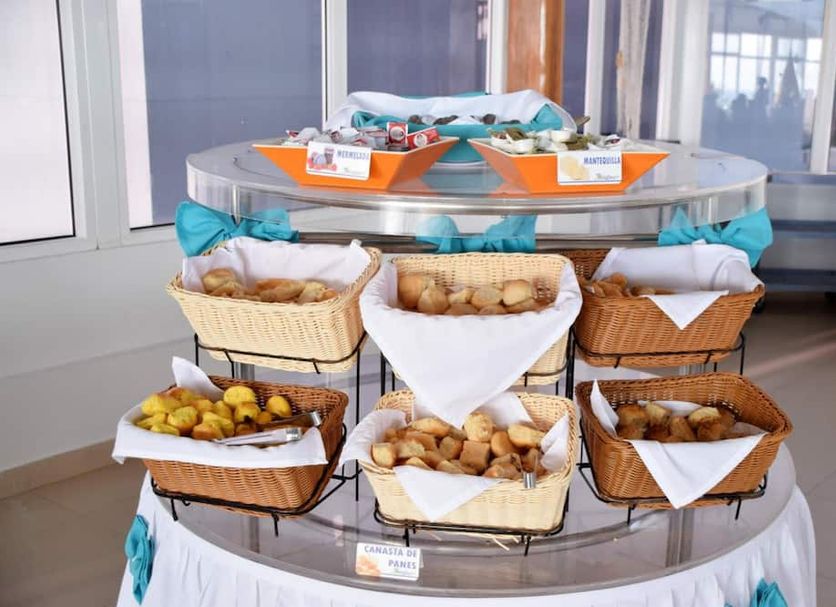 Buffet Photo