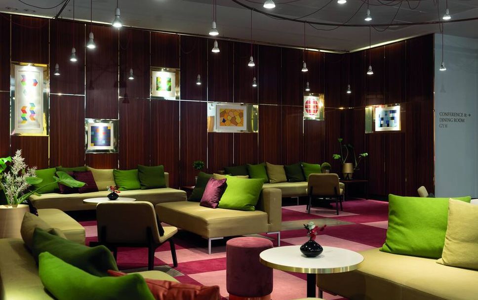 Lounge Photo