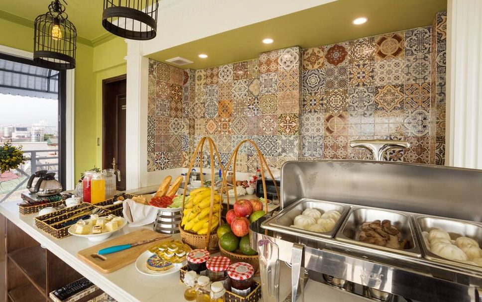 Buffet Photo