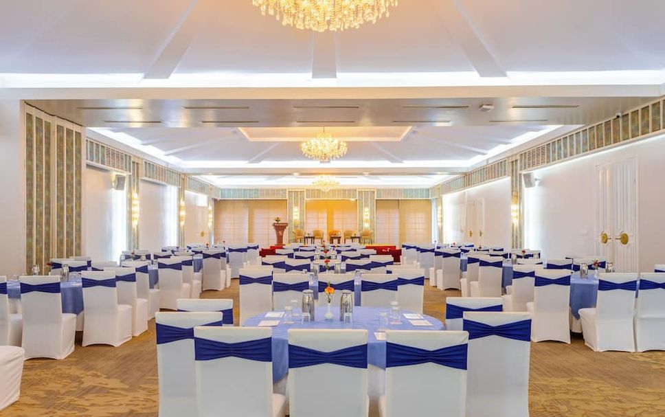 Banquet hall Photo