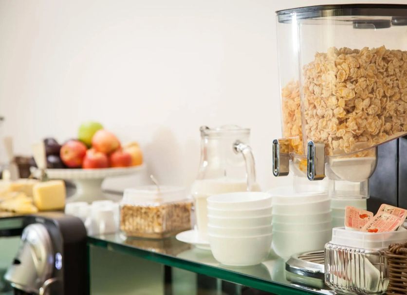 Buffet Photo