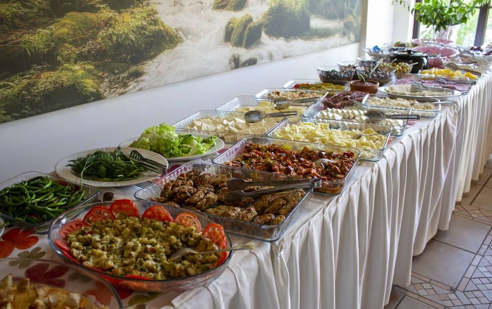 Buffet Photo