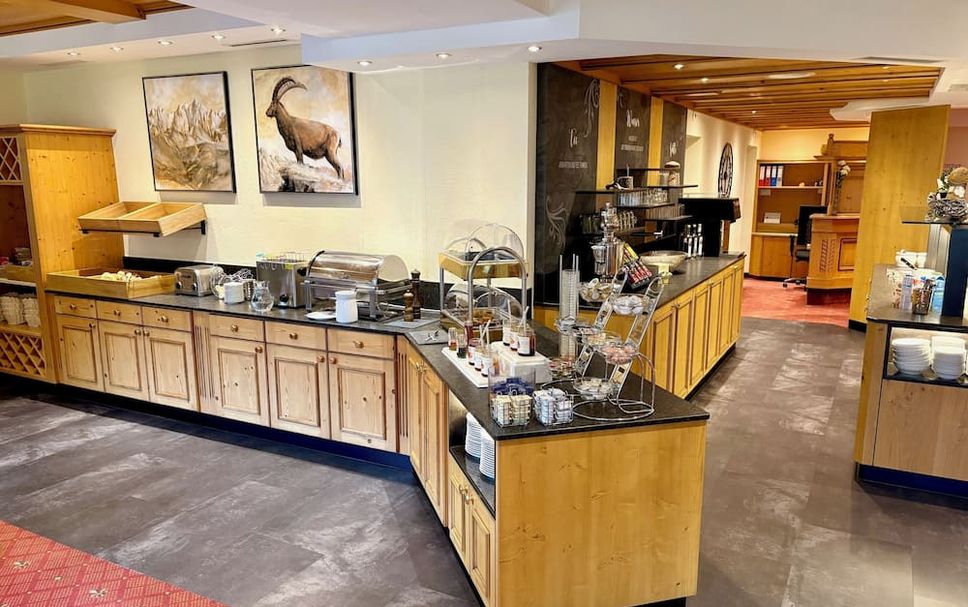 Buffet Photo