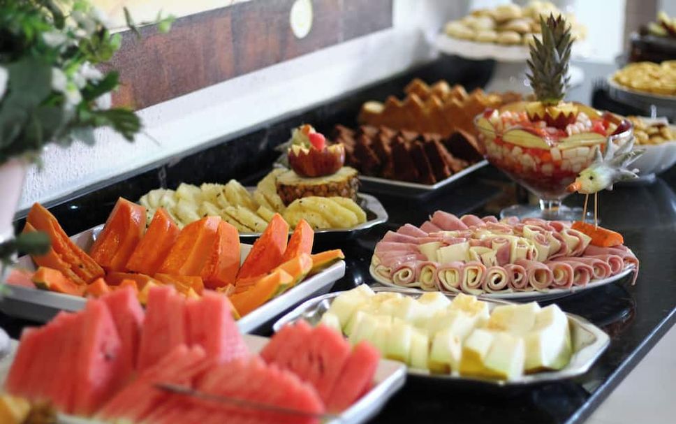 Buffet Photo