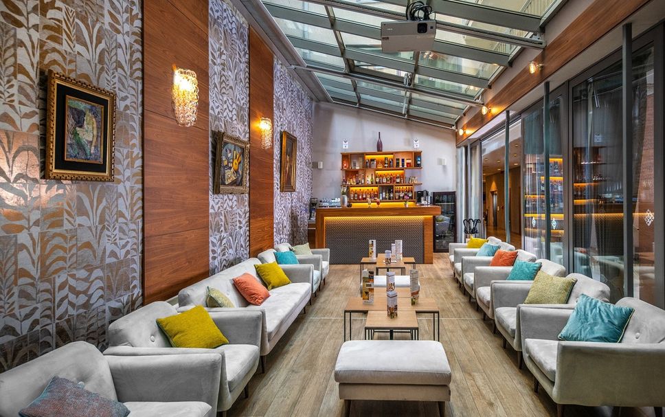 Lounge Photo