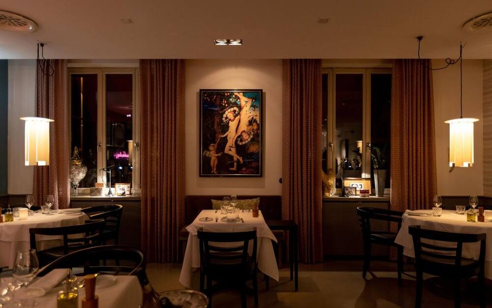 Restaurant Photo
