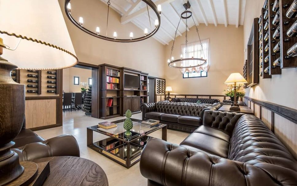 Lounge Photo