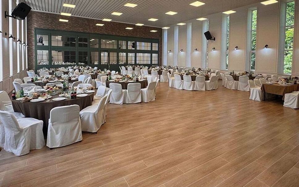 Banquet hall Photo