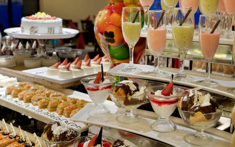 Buffet Photo