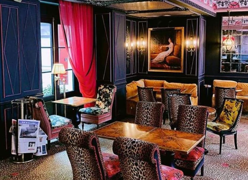 Lounge Photo