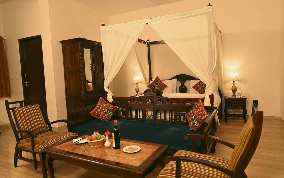 Dining room Photo