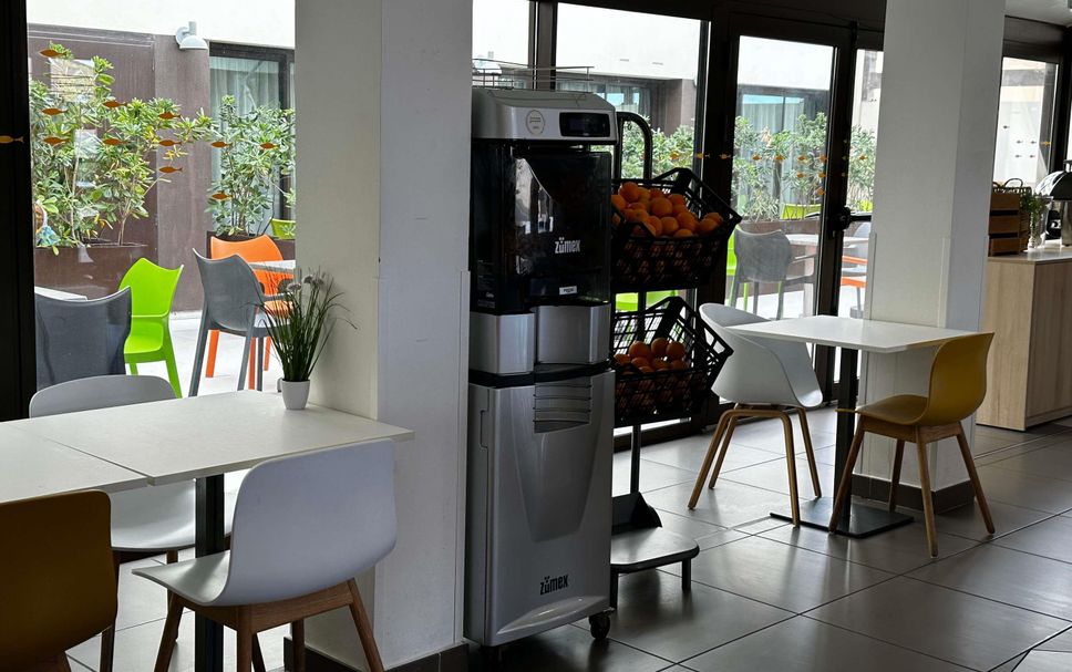 Dining room Photo