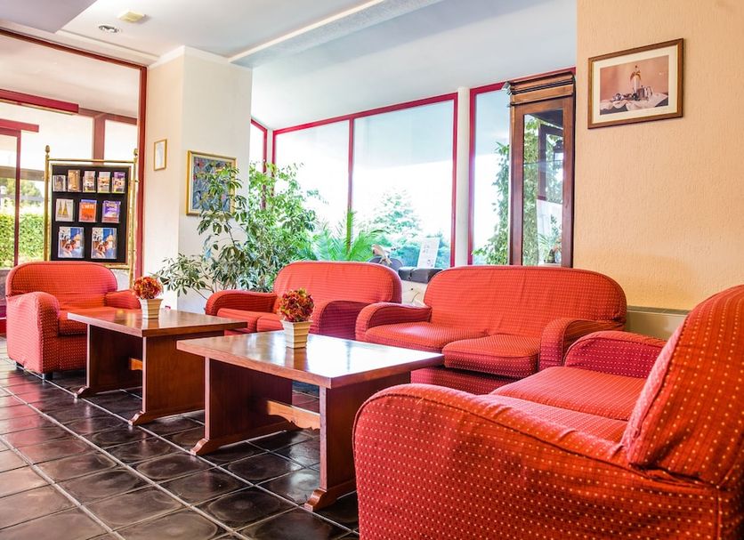 Lounge Photo