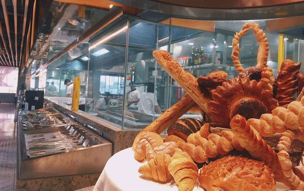 Buffet Photo