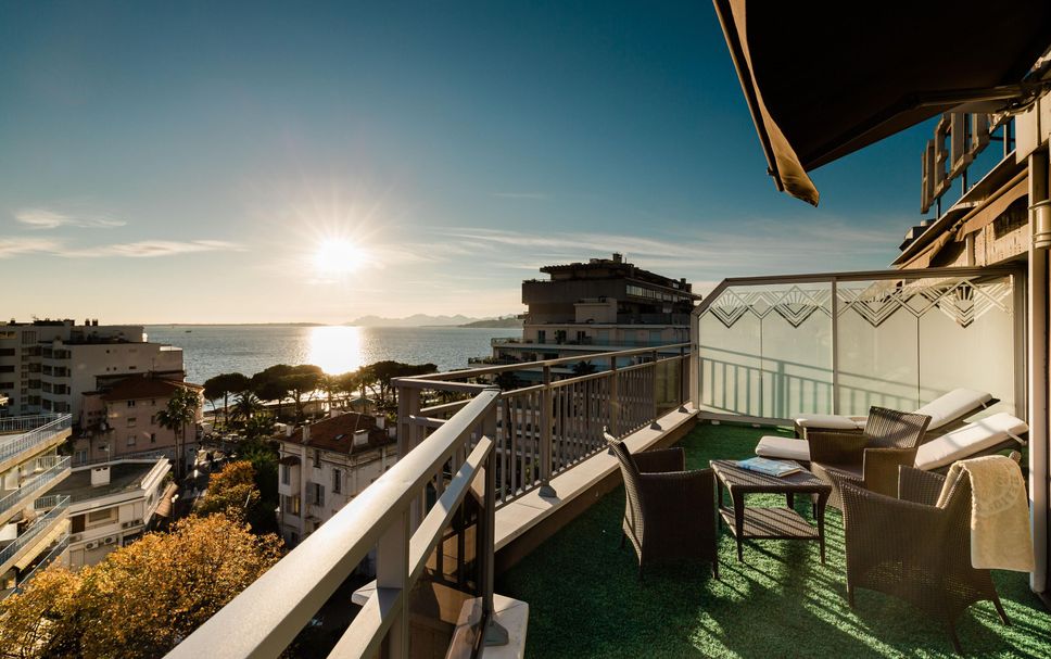 Balcony Photo