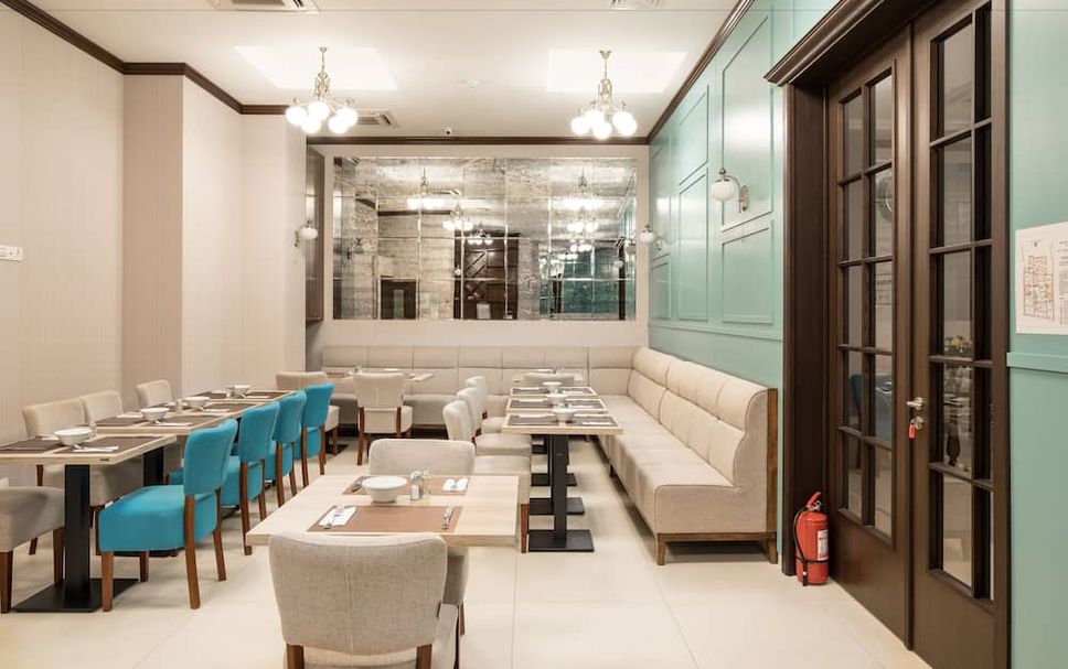Restaurant Photo