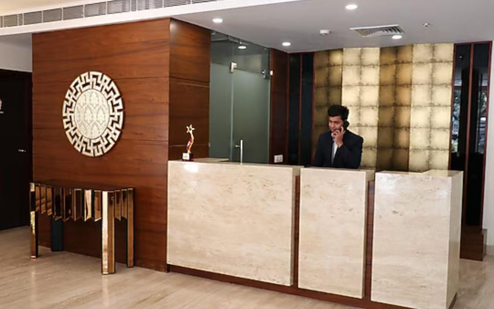 Front desk Photo