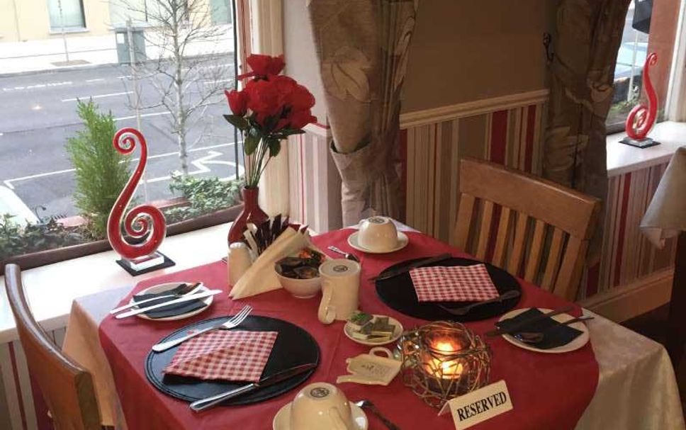 Dining room Photo