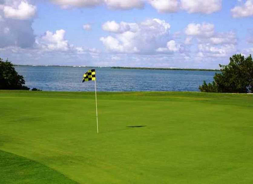 Golf course Photo