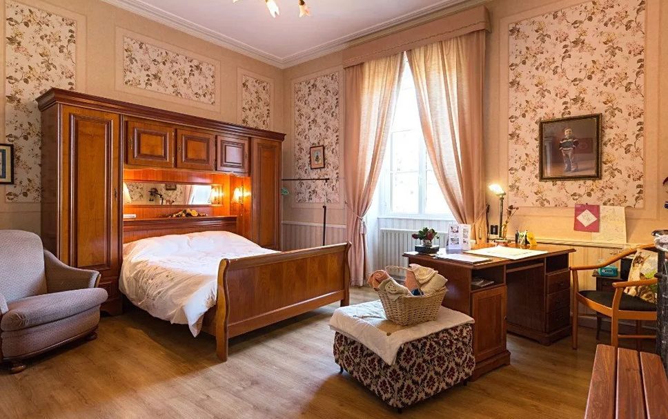 Bedroom Photo