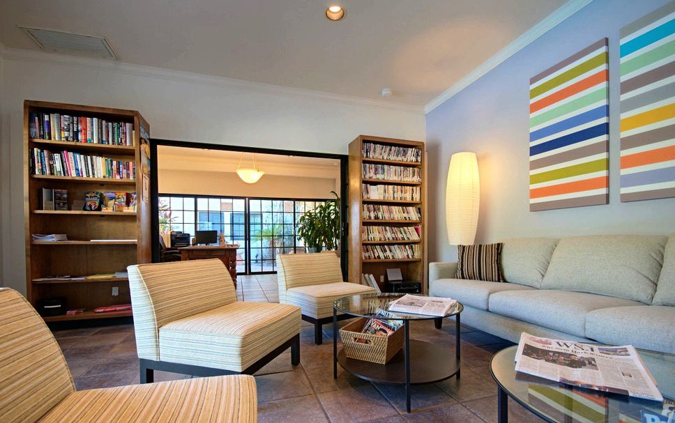 Lounge Photo