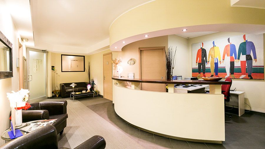 Front desk Photo