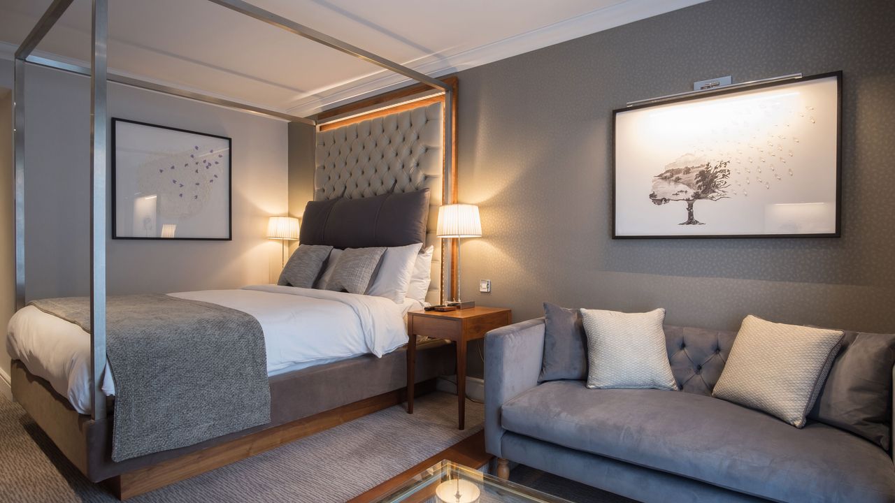 Thorpe Park Hotel & Spa in Leeds, the United Kingdom from 102 Deals