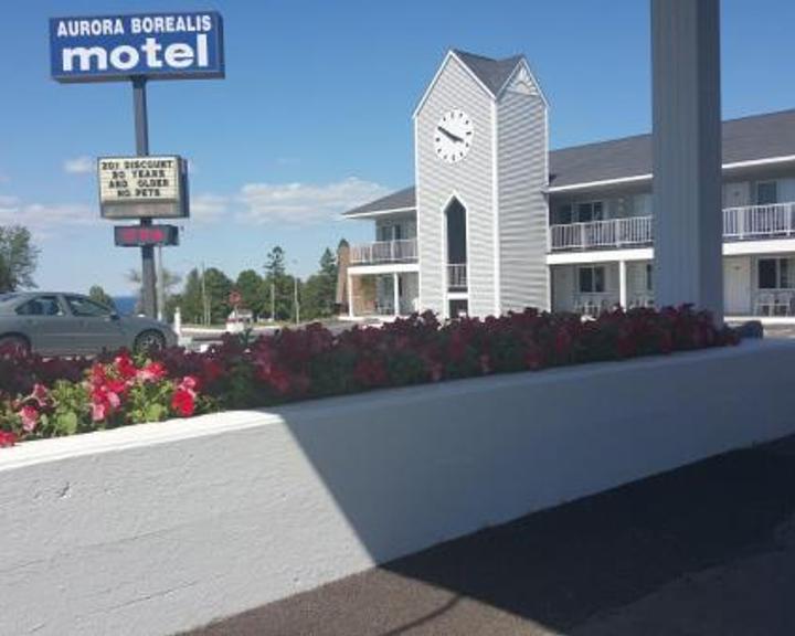sol bede Maxim Aurora Borealis Motel in Saint Ignace, the United States from $77: Deals,  Reviews, Photos | momondo