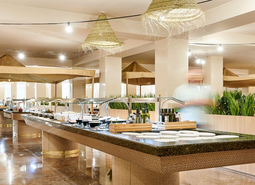 Buffet Photo