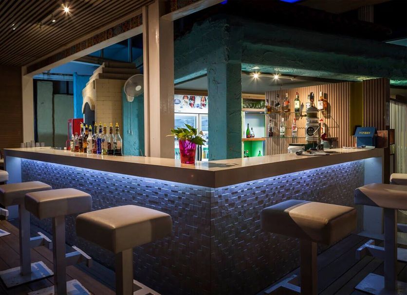 Bar Photo