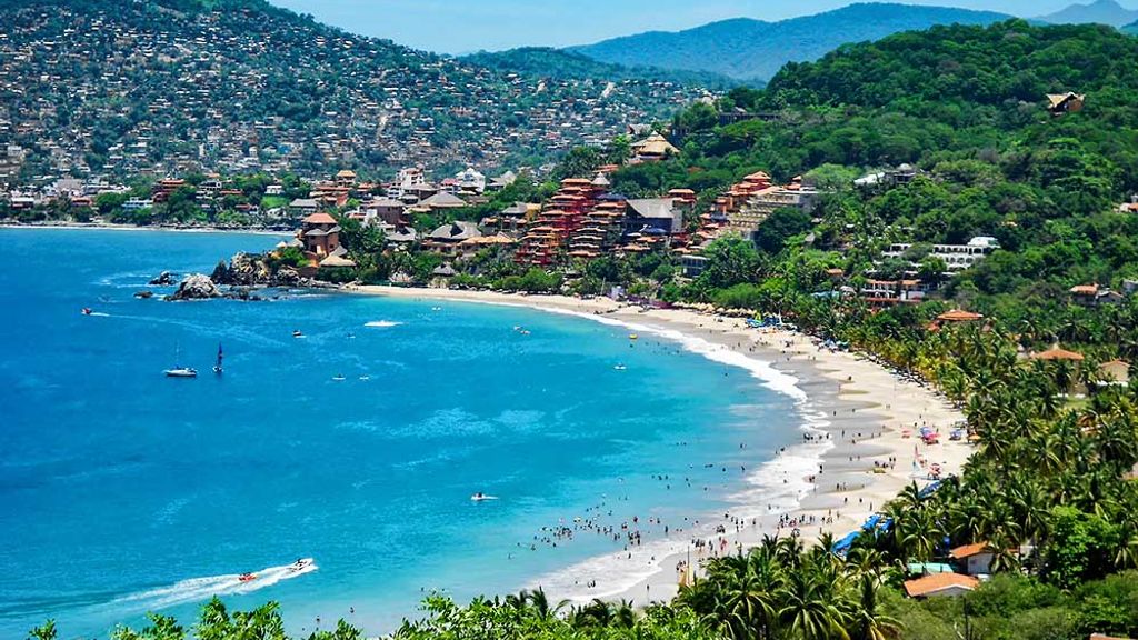 Hotel Villa Mexicana in Zihuatanejo, Mexico from $104: Deals, Reviews