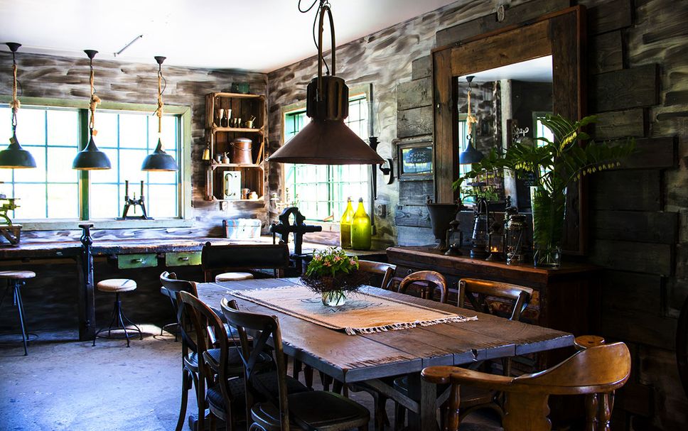 Dining room Photo