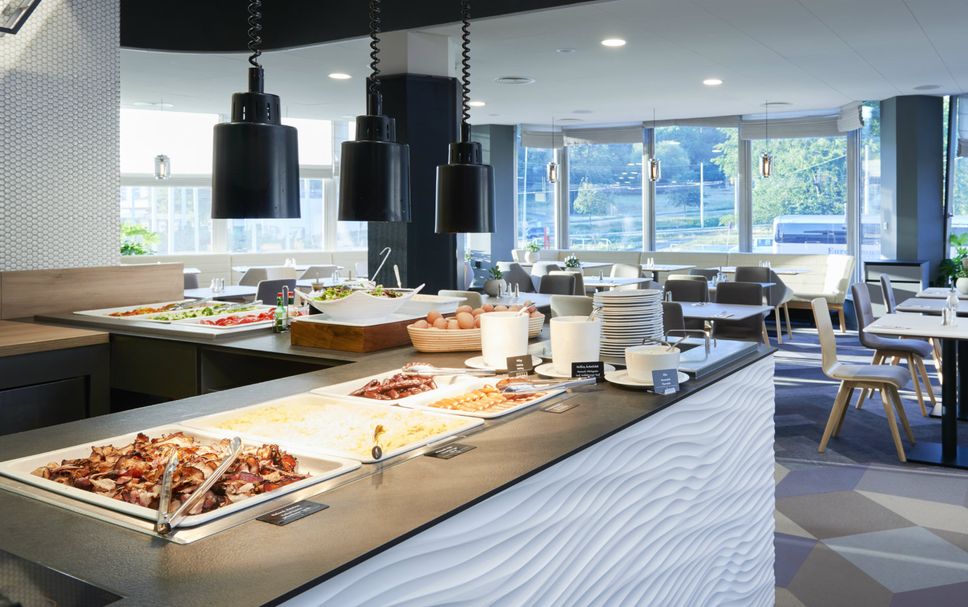 Buffet Photo