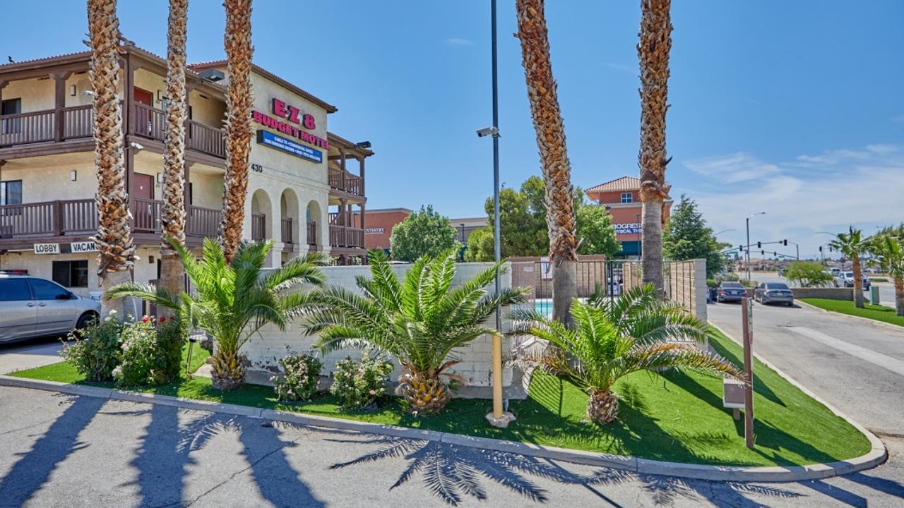 Ez 8 Motel Palmdale in Palmdale, United States from 64 Ez 8 Motel Palmdale in Palmdale, United States from 64